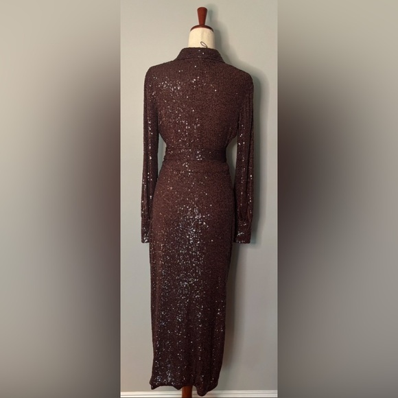 Cara Cara Margaret long sleeve dequin shirtdress in rum raisin size M - Picture 7 of 8